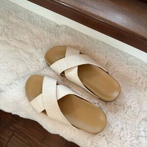 Rothy’s The Weekend Slide oat women’s size 11